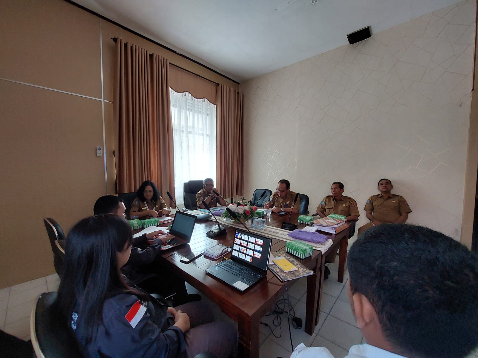 Kepala Badan Kesbangpol Prov. Kalteng Buka Rapat Optimalisasi Monitoring, Evaluasi dan Pelaporan Pelaksanaan Ketahanan Ekonomi, Sosial Budaya, Agama dan Ormas