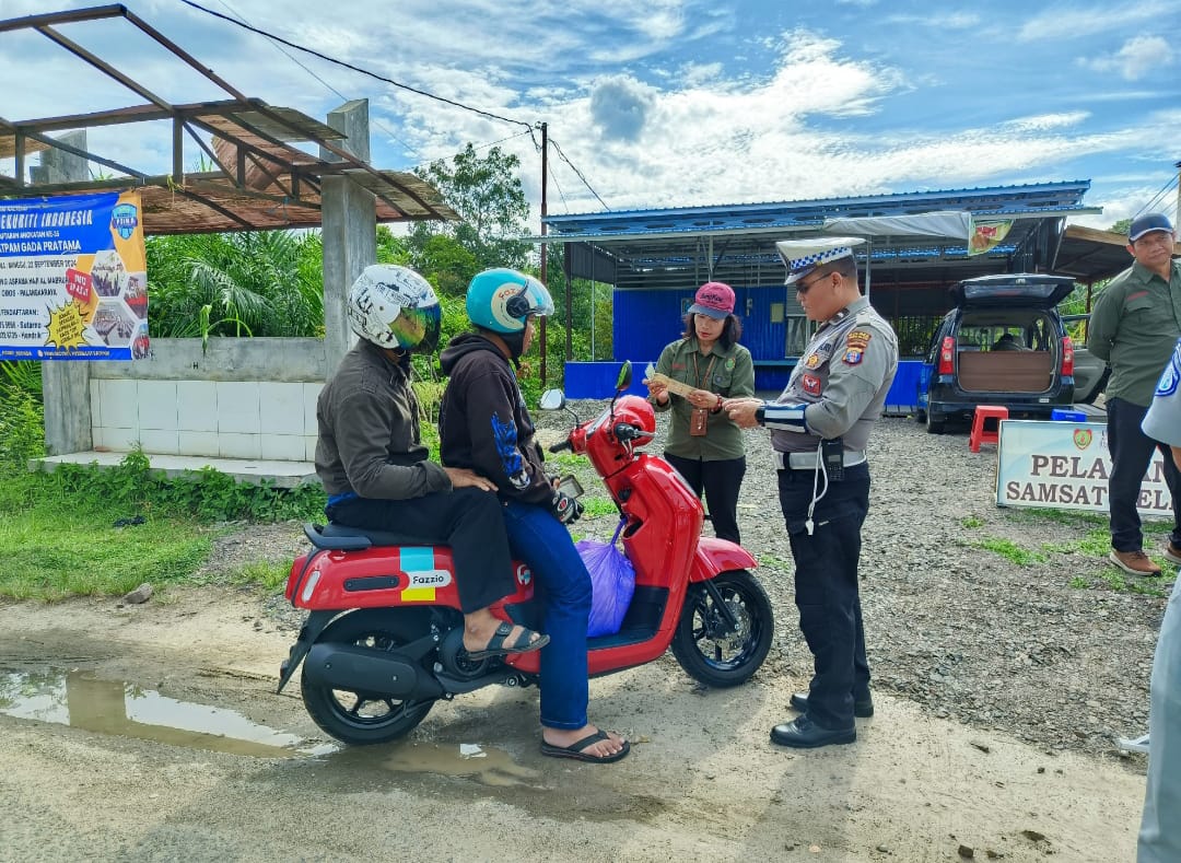 Samsat Buntok Gelar Operasi Gabungan dengan PT Jasa Raharja dan Kepolisian Polres Barito Selatan