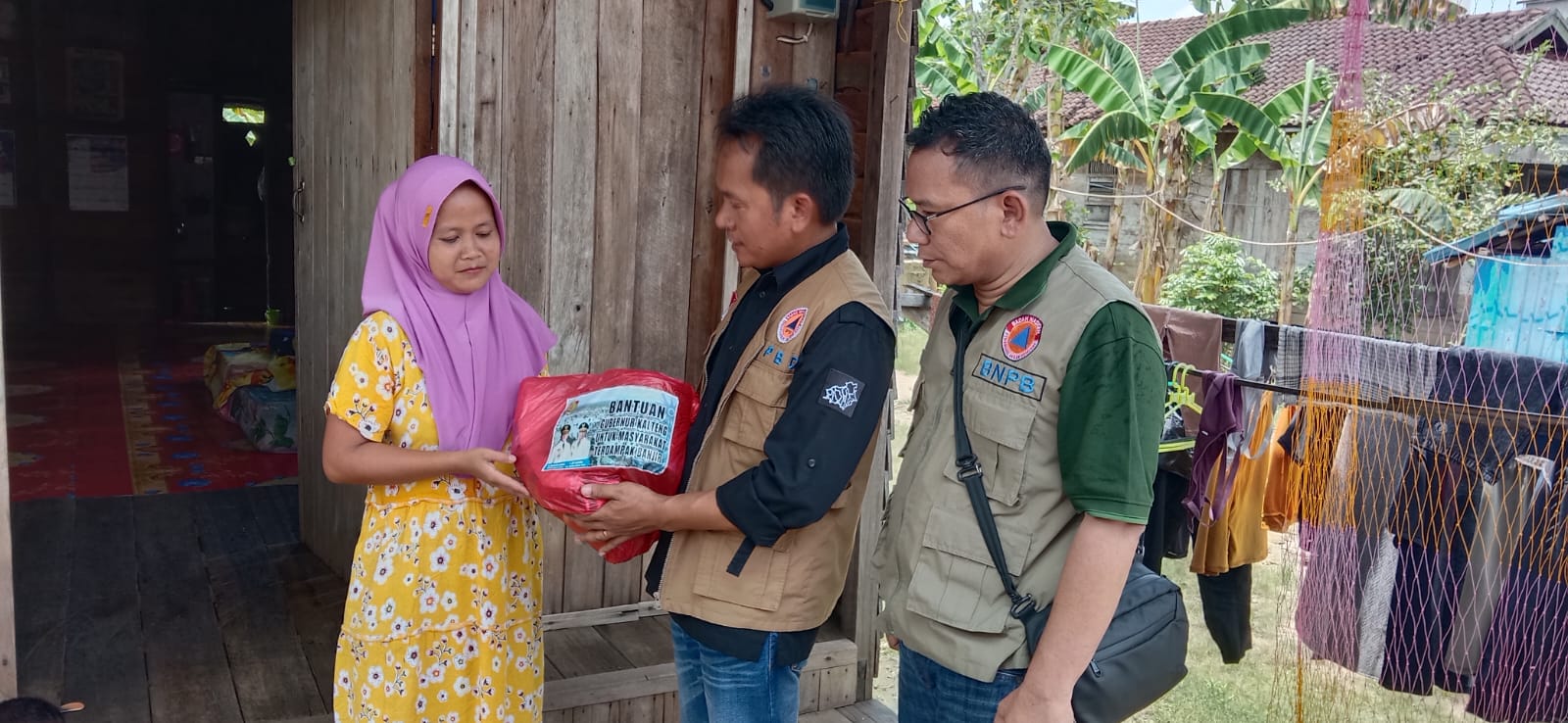 BPBPK Prov. Kalteng Koordinir Penyaluran Paket Sembako dari Gubernur Kalteng Bagi Masyarakat yang Terdampak Banjir