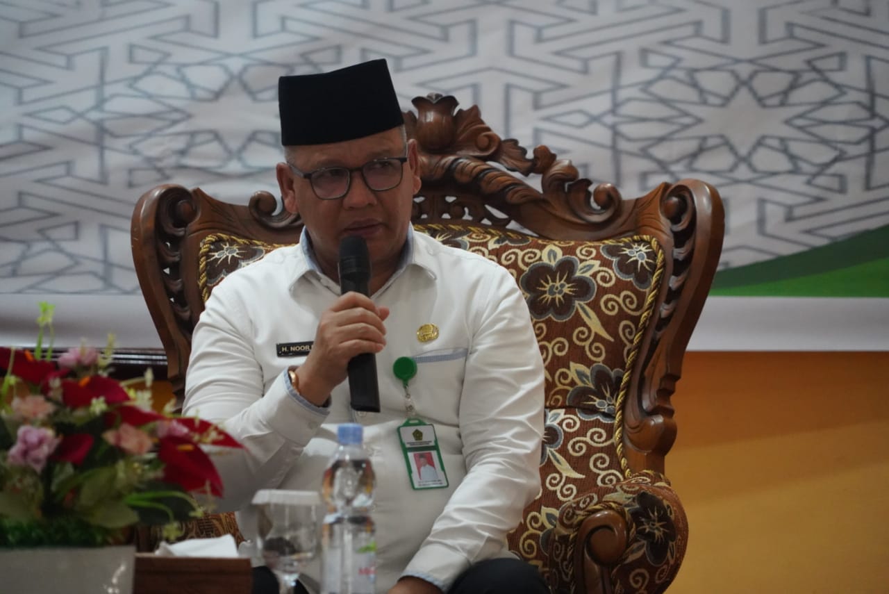 Asisten Bidang Pemkesra Hadiri Kegiatan Evaluasi Penyelenggaraan Ibadah Haji Tahun 1443 H/2022 M Bersama Tim Komisi VIII DPR RI