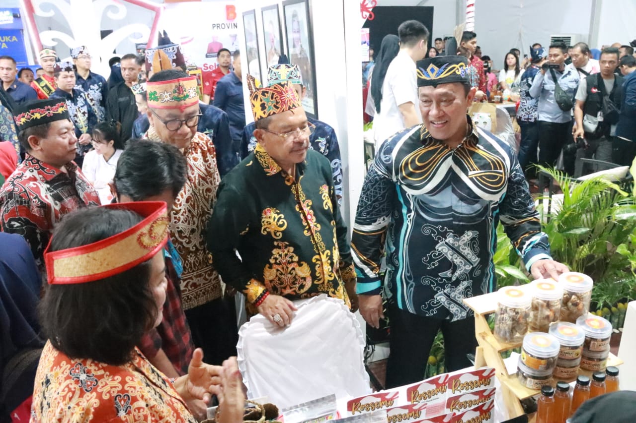 Wagub Kalteng Edy Pratowo Buka Kalteng Expo Tahun 2024