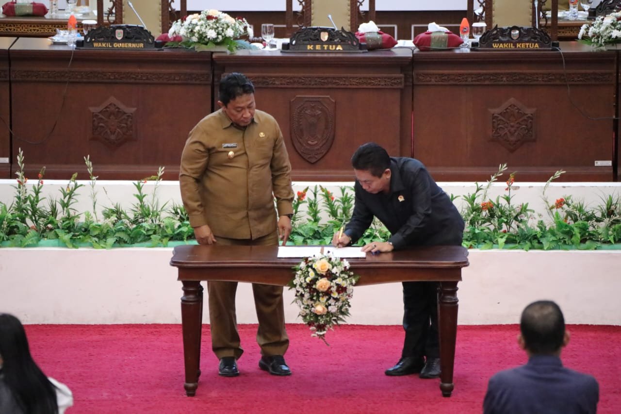 Wagub Kalteng Edy Pratowo Hadiri Rapat Paripurna ke - 2 Masa Persidangan I Tahun Sidang 2024