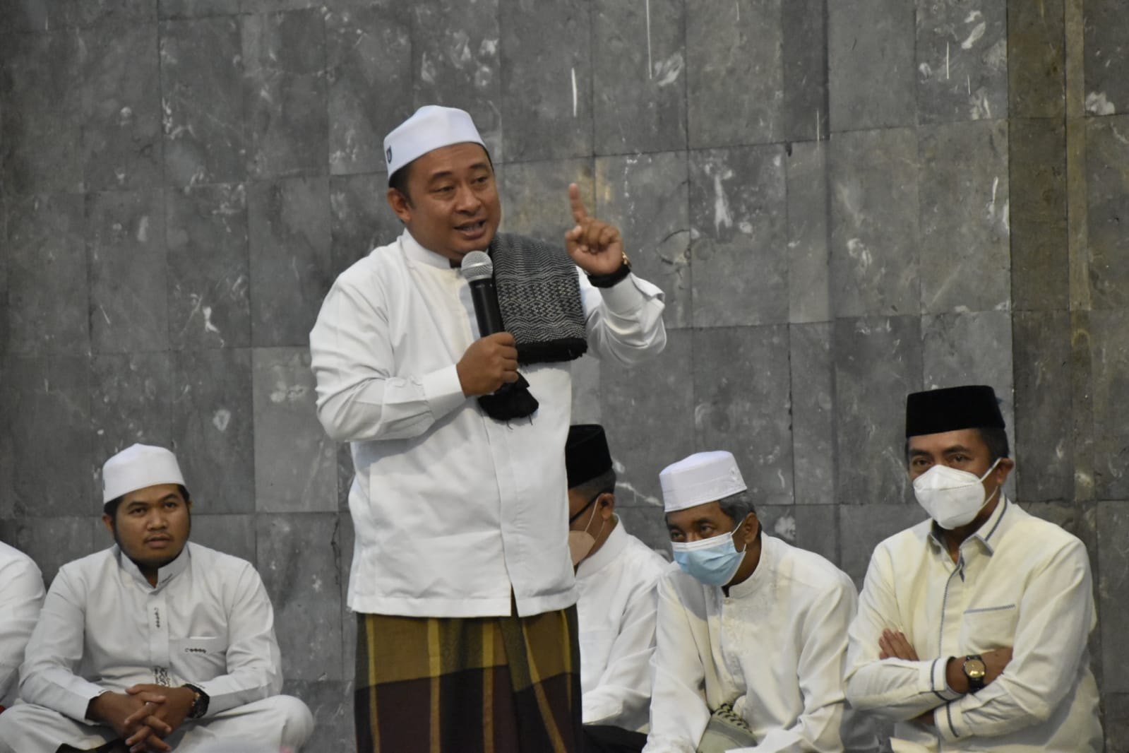 Buka Puasa Bersama Dan Peringatan Nuzulul Quran Di Masjid Raya Darussalam Prov. Kalteng