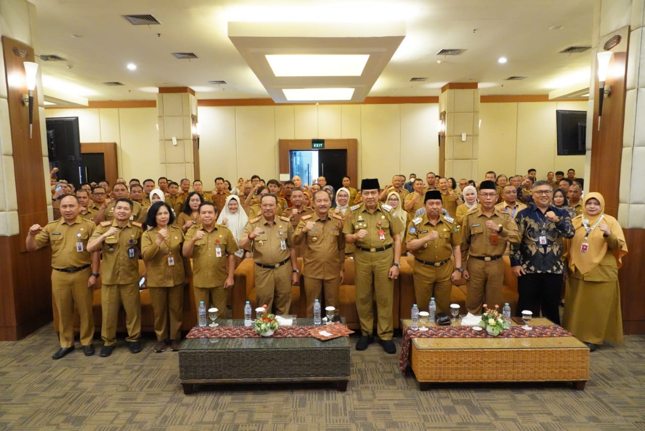 Sekda Nuryakin Buka Rakor Pengawasan Capaian SPM Kabupaten/Kota se-Kalteng